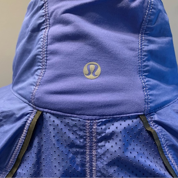 Lululemon Running Jacket - 10 - Picture 2 of 16